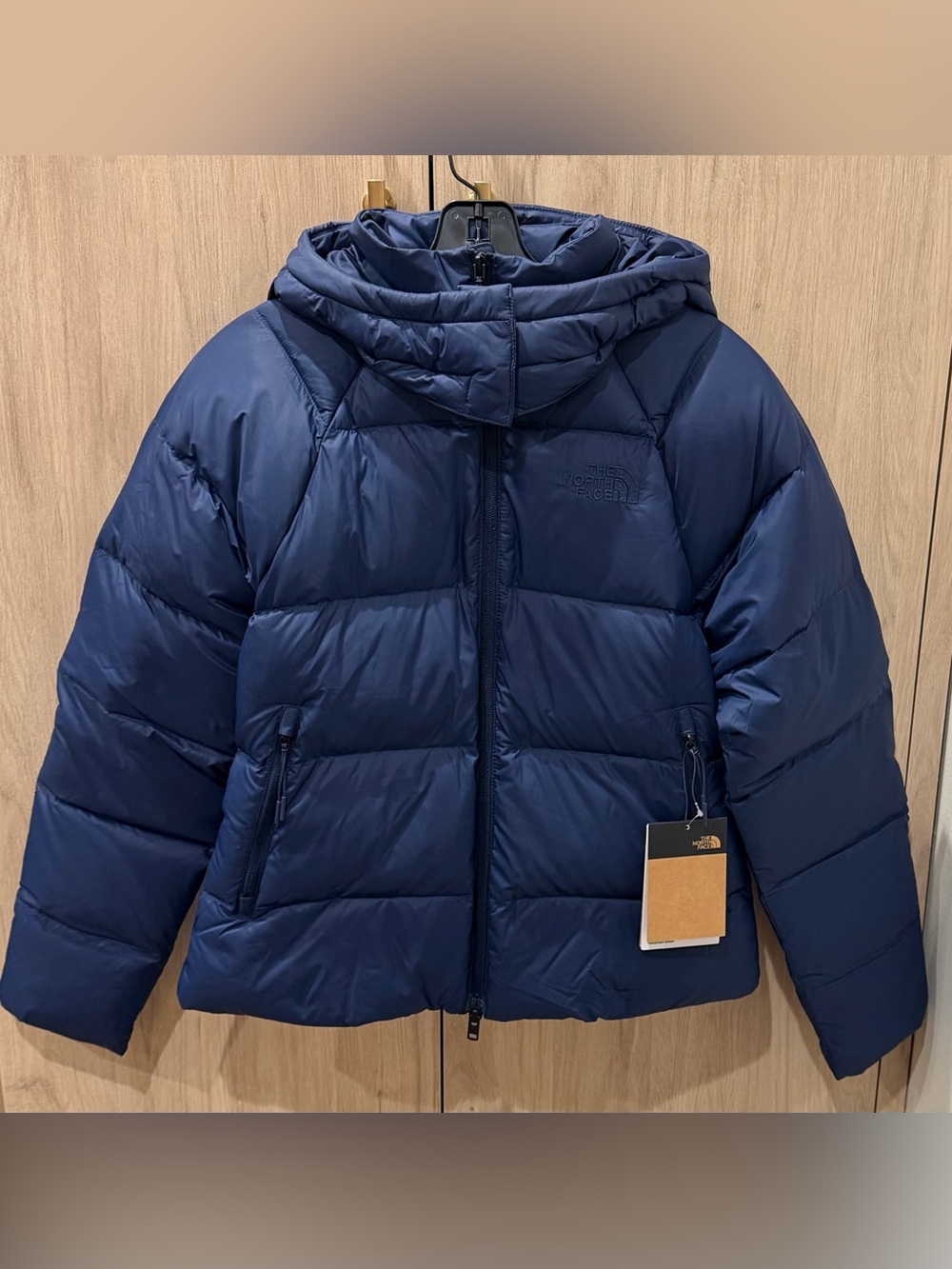 NWTs The North Face Women’s Hydrenalite City Down Hooded Jacket. Summit Blue. XS